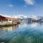 Kalle I Lofoten Tatil parkı 3*