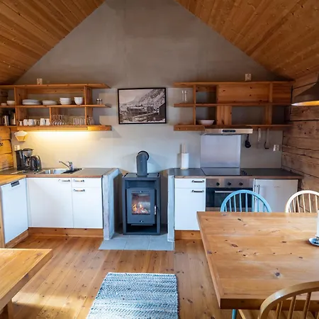Kompleks wypoczynkowy Kalle I Lofoten 3*